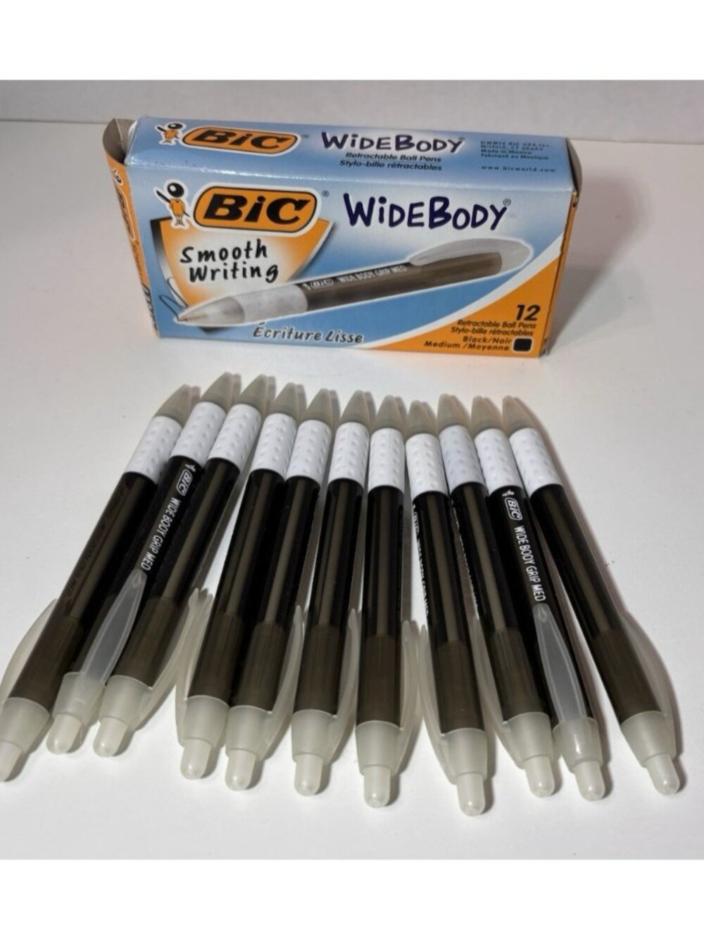 NEW BIC WideBody Retractable Smooth Writing Ball Pen Medium 2004 NOS 11 pack VTG